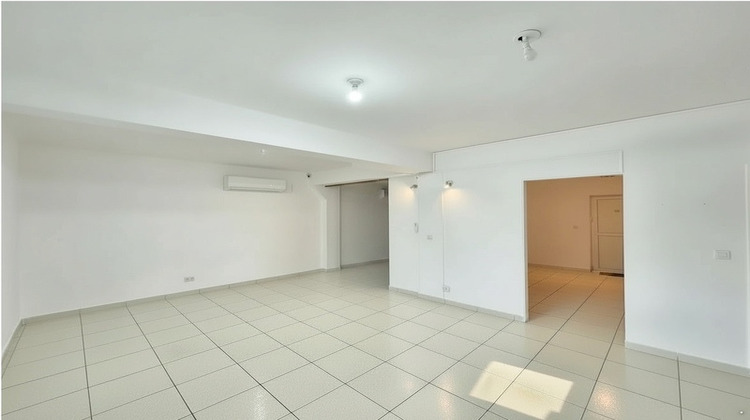 Ma-Cabane - Vente Immeuble LA RIVIERE, 240 m²