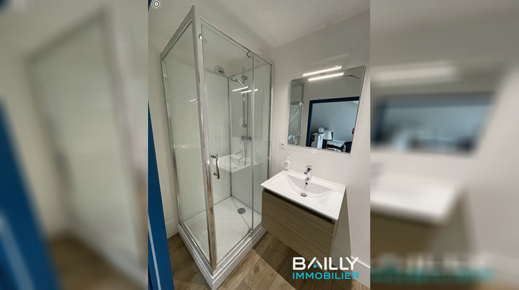 Ma-Cabane - Vente Immeuble LA ROCHE-SUR-YON, 490 m²