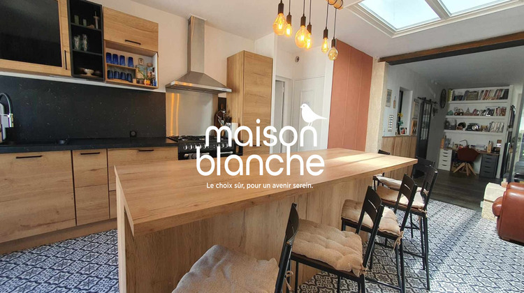 Ma-Cabane - Vente Immeuble La Rochelle, 278 m²
