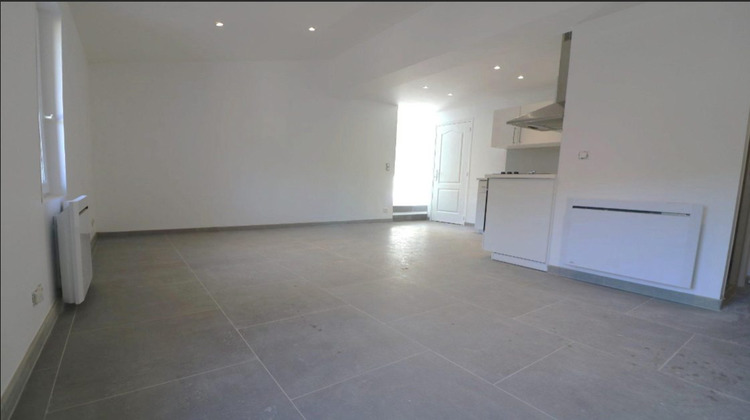 Ma-Cabane - Vente Immeuble La Roquette-sur-Siagne, 141 m²