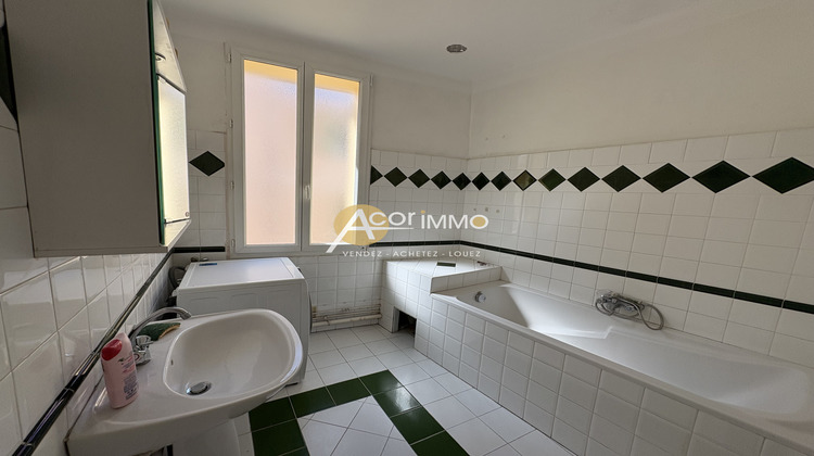 Ma-Cabane - Vente Immeuble La Seyne-sur-Mer, 139 m²