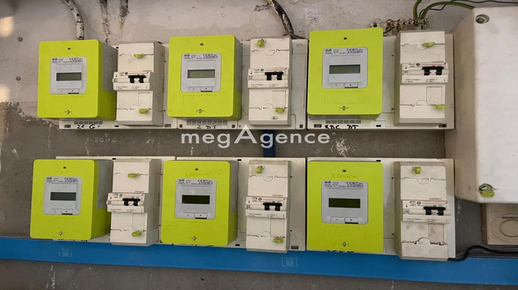 Ma-Cabane - Vente Immeuble LA SEYNE SUR MER, 203 m²