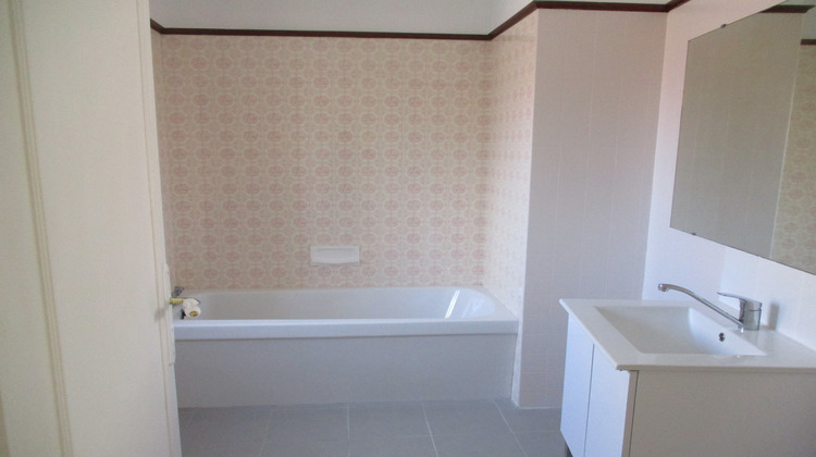 Ma-Cabane - Vente Immeuble La Suze-sur-Sarthe, 144 m²