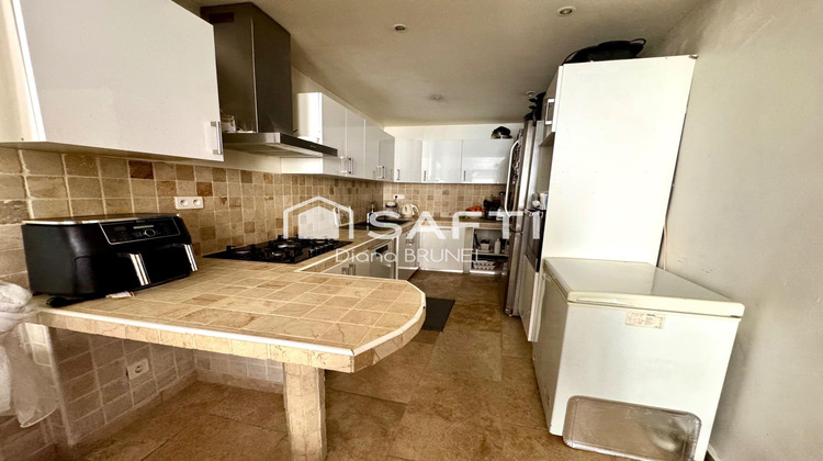 Ma-Cabane - Vente Immeuble La Tour-d'Aigues, 166 m²