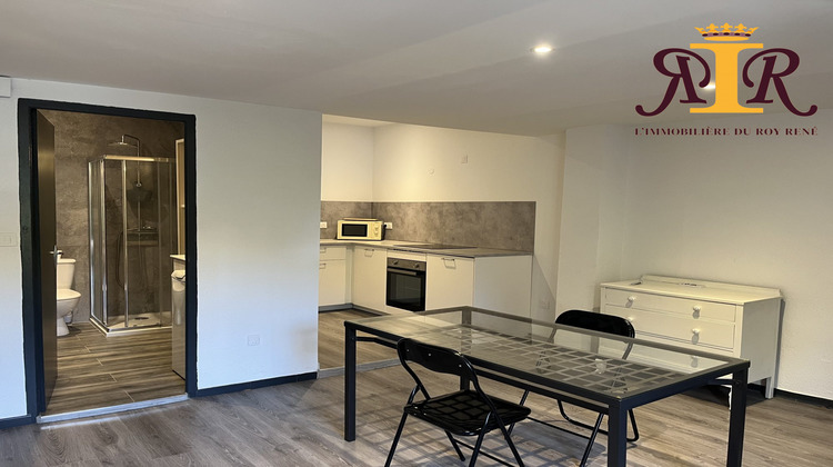 Ma-Cabane - Vente Immeuble La Tour-d'Aigues, 90 m²