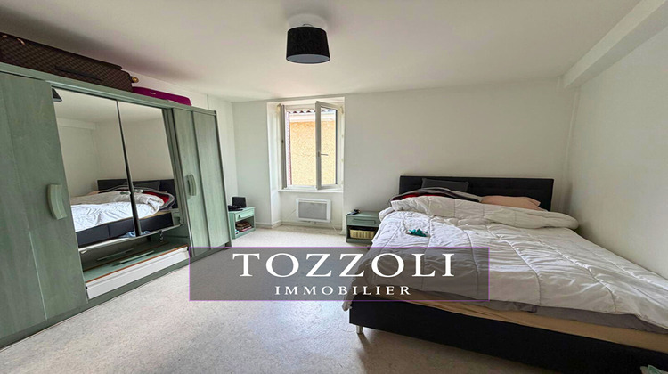 Ma-Cabane - Vente Immeuble LA VERPILLIERE, 93 m²