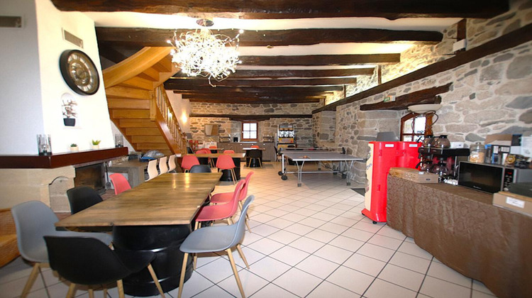 Ma-Cabane - Vente Immeuble LAGUIOLE, 500 m²