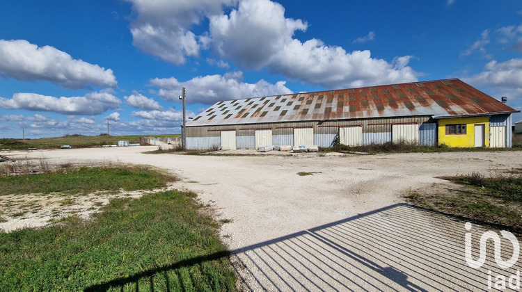 Ma-Cabane - Vente Immeuble Laignes, 1760 m²