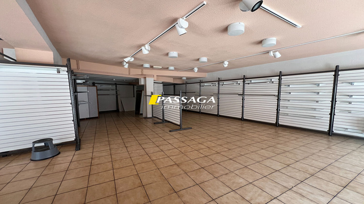 Ma-Cabane - Vente Immeuble LAISSAC, 54 m²