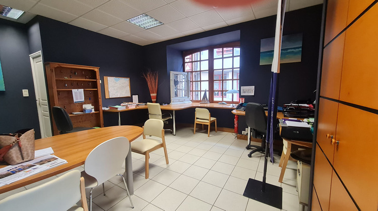 Ma-Cabane - Vente Immeuble LAMBALLE, 240 m²