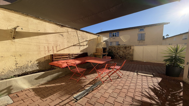 Ma-Cabane - Vente Immeuble Lantignié, 200 m²