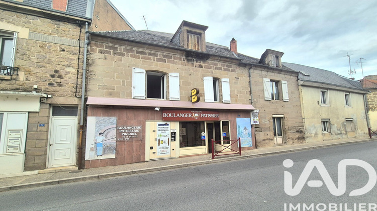 Ma-Cabane - Vente Immeuble Larche, 208 m²