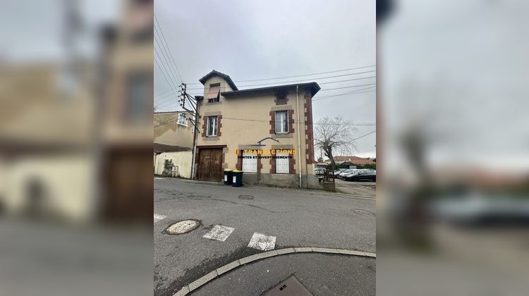 Ma-Cabane - Vente Immeuble Le Chambon-Feugerolles, 250 m²