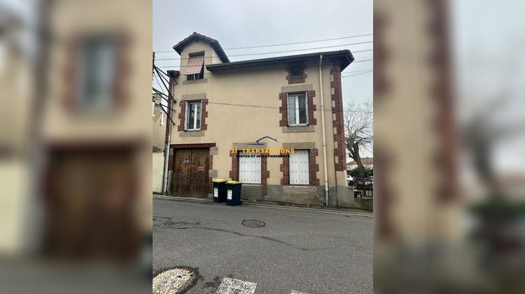 Ma-Cabane - Vente Immeuble Le Chambon-Feugerolles, 250 m²