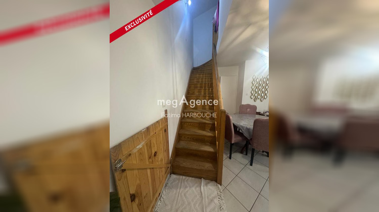 Ma-Cabane - Vente Immeuble LE CHAMBON FEUGEROLLES, 283 m²