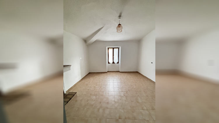 Ma-Cabane - Vente Immeuble Le Muy, 104 m²