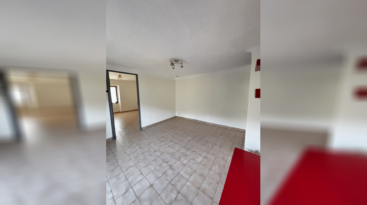 Ma-Cabane - Vente Immeuble Le Muy, 104 m²