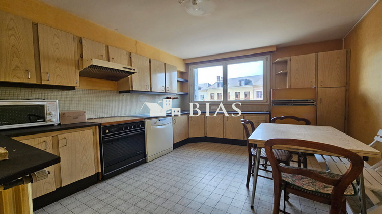 Ma-Cabane - Vente Immeuble Le Neubourg, 220 m²