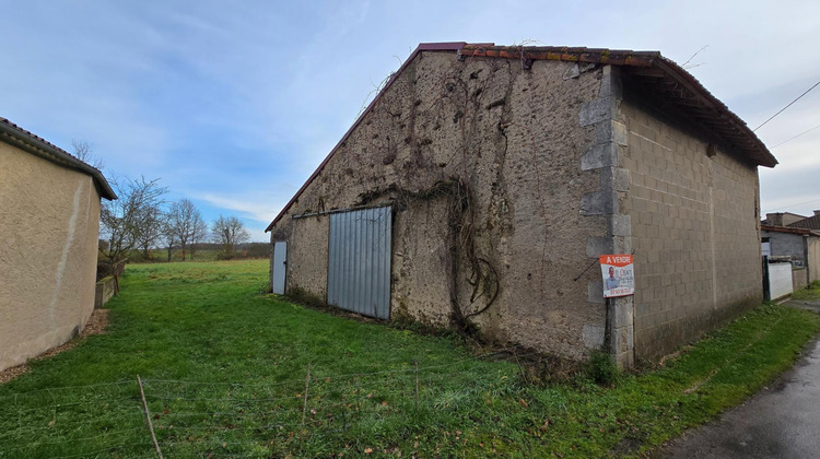 Ma-Cabane - Vente Immeuble Leignes-sur-Fontaine, 110 m²