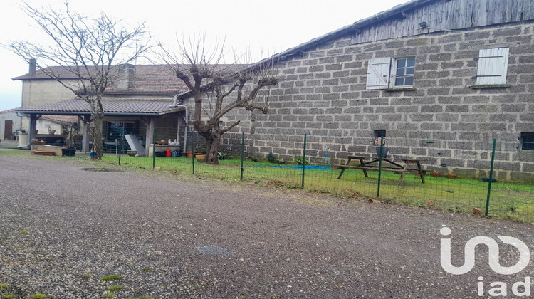 Ma-Cabane - Vente Immeuble Les Églisottes-Et-Chalaures, 400 m²