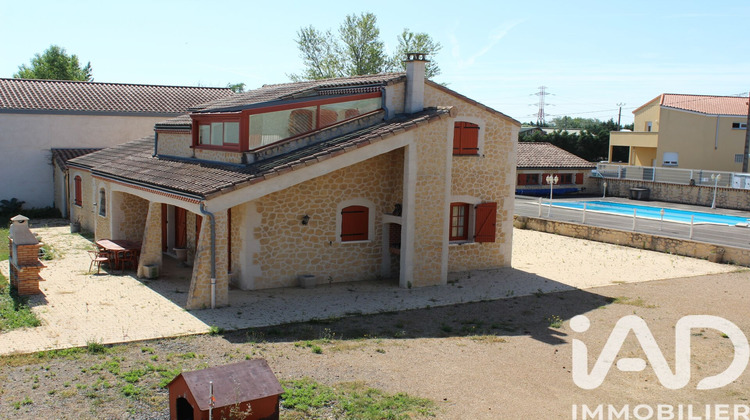 Ma-Cabane - Vente Immeuble Les Martres-d'Artière, 272 m²