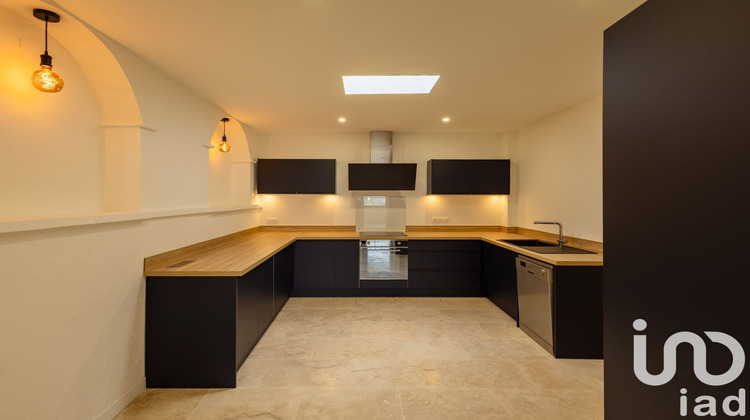 Ma-Cabane - Vente Immeuble Les Saintes-Maries-de-la-Mer, 310 m²