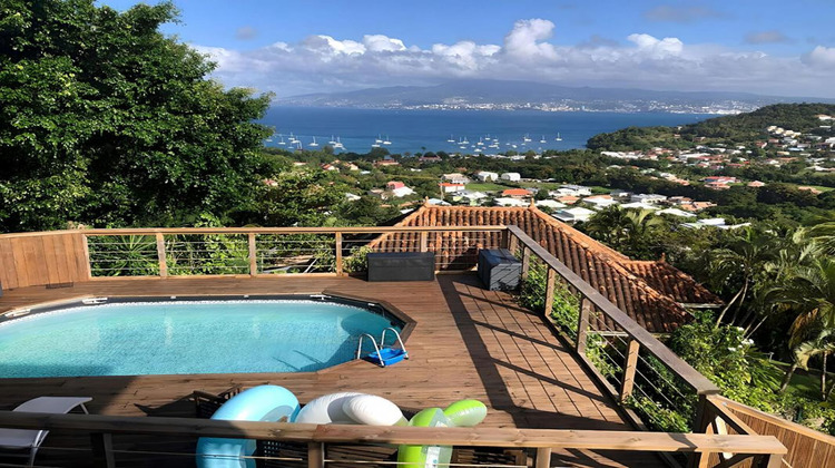 Ma-Cabane - Vente Immeuble LES TROIS ILETS, 180 m²