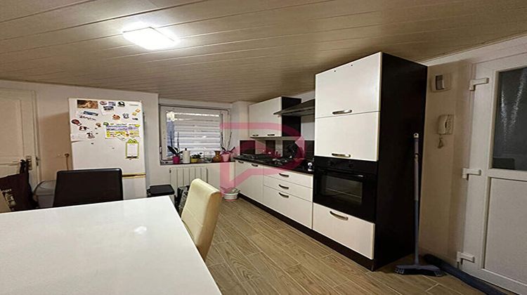 Ma-Cabane - Vente Immeuble LONGEVILLE-LES-SAINT-AVOLD, 357 m²