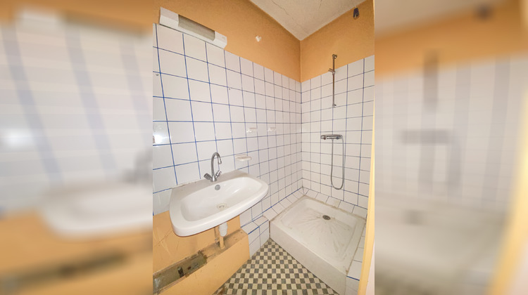 Ma-Cabane - Vente Immeuble Longué-Jumelles, 95 m²