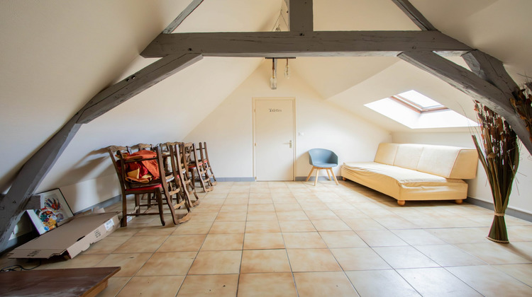 Ma-Cabane - Vente Immeuble Longué-Jumelles, 263 m²