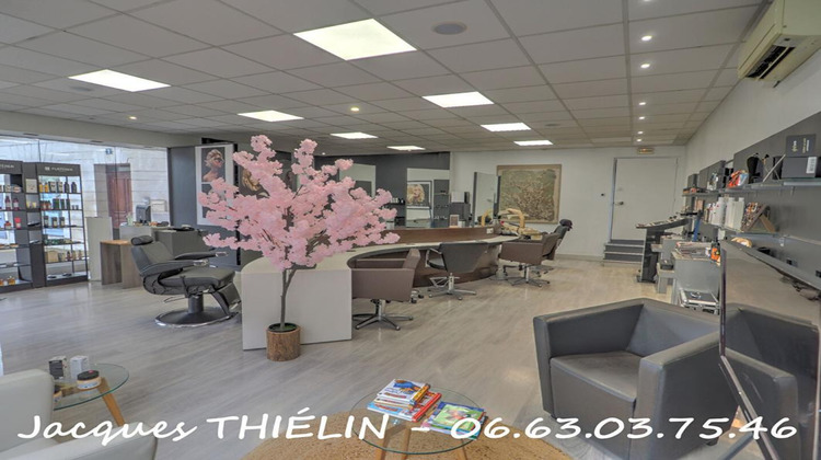 Ma-Cabane - Vente Immeuble LONGUE JUMELLES, 276 m²