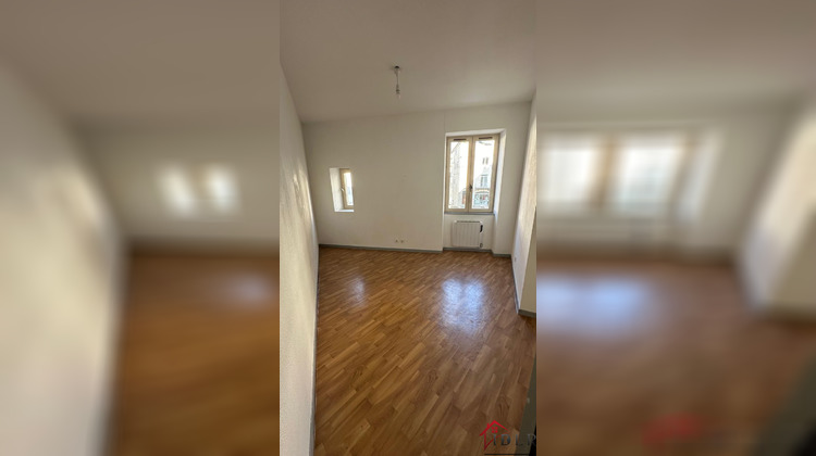 Ma-Cabane - Vente Immeuble Lons-le-Saunier, 220 m²