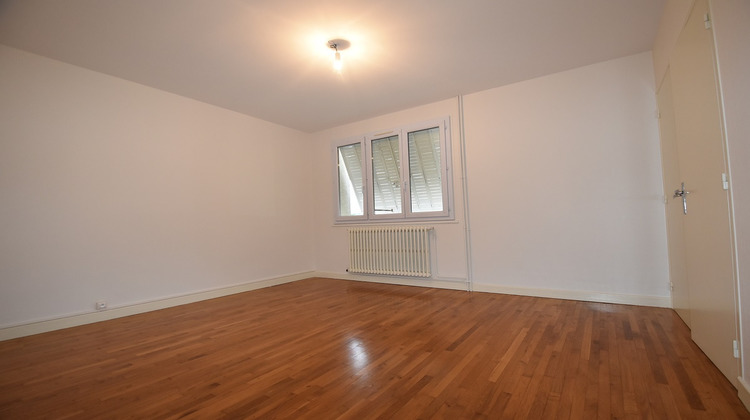 Ma-Cabane - Vente Immeuble LONS-LE-SAUNIER, 217 m²