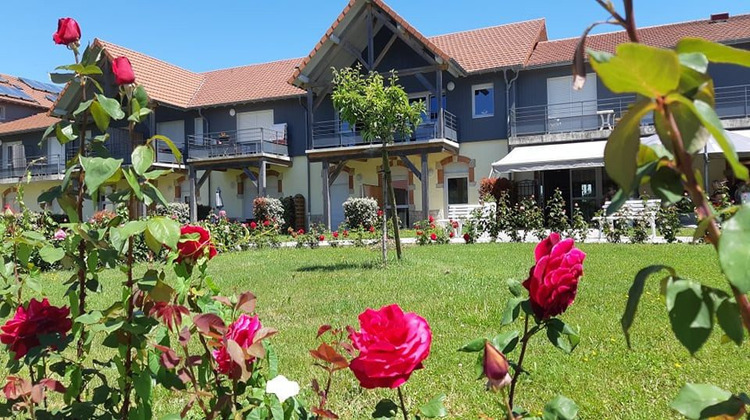 Ma-Cabane - Vente Immeuble Lons-le-Saunier, 3200 m²