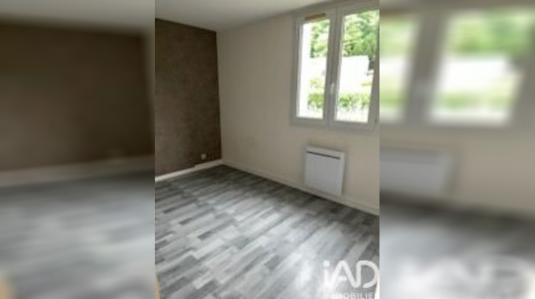 Ma-Cabane - Vente Immeuble Lusignan, 215 m²