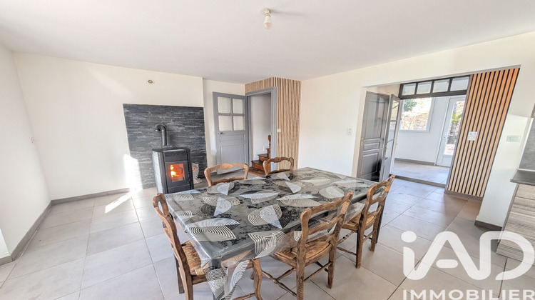 Ma-Cabane - Vente Immeuble Lussac-les-Châteaux, 211 m²