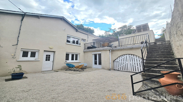 Ma-Cabane - Vente Immeuble LUSSAULT-SUR-LOIRE, 97 m²