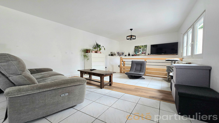 Ma-Cabane - Vente Immeuble LUSSAULT-SUR-LOIRE, 97 m²