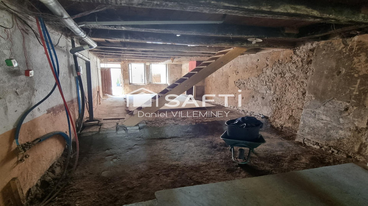 Ma-Cabane - Vente Immeuble Luxeuil-les-Bains, 215 m²