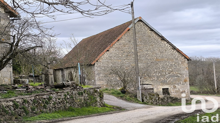 Ma-Cabane - Vente Immeuble Magnat-l'Étrange, 190 m²