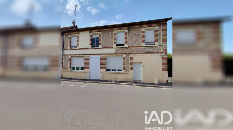 Ma-Cabane - Vente Immeuble Mailly-le-Camp, 200 m²