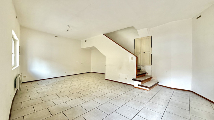 Ma-Cabane - Vente Immeuble MALLEMORT, 122 m²