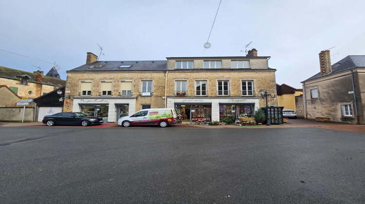 Ma-Cabane - Vente Immeuble MAROLLES LES BRAULTS, 450 m²