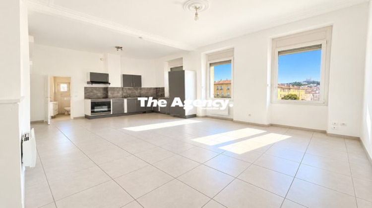 Ma-Cabane - Vente Immeuble Marseille, 339 m²