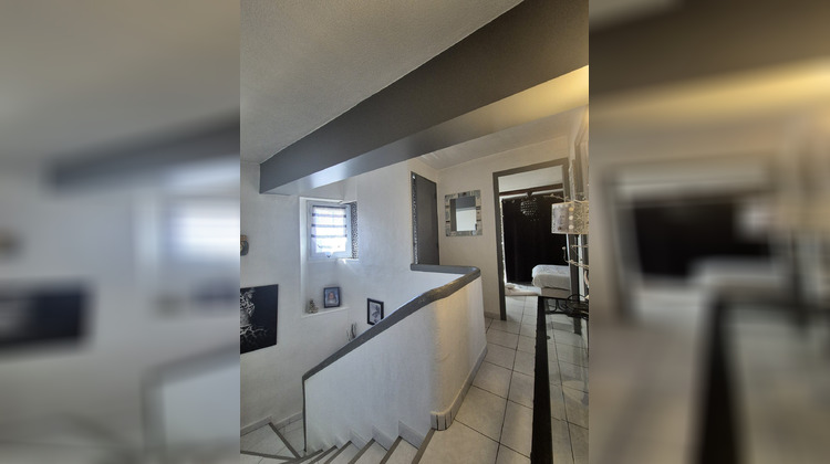 Ma-Cabane - Vente Immeuble Marseille, 165 m²