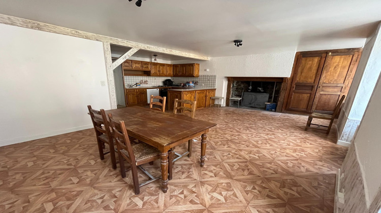 Ma-Cabane - Vente Immeuble Mauriac, 135 m²