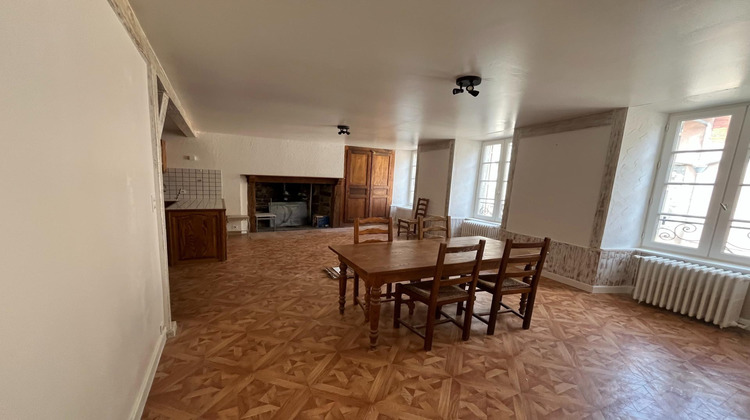 Ma-Cabane - Vente Immeuble Mauriac, 135 m²