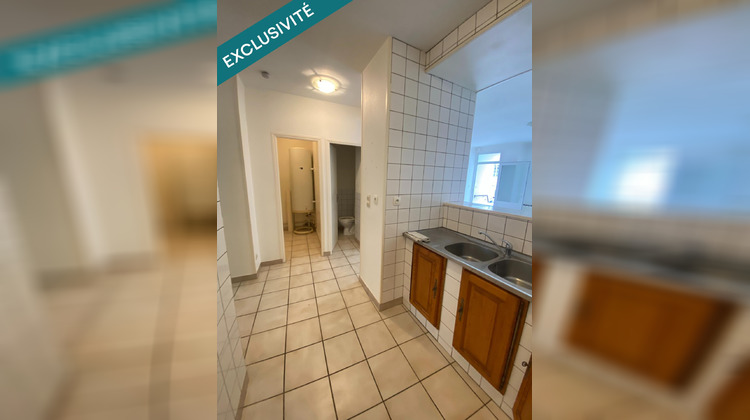 Ma-Cabane - Vente Immeuble Mauze-sur-le-Mignon, 199 m²