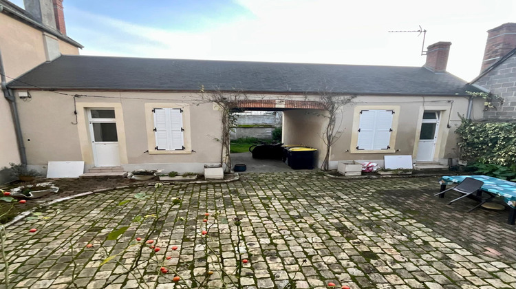 Ma-Cabane - Vente Immeuble Mehun-sur-Yevre, 260 m²