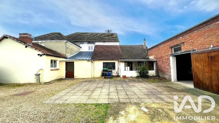 Ma-Cabane - Vente Immeuble Mézières-en-Drouais, 207 m²